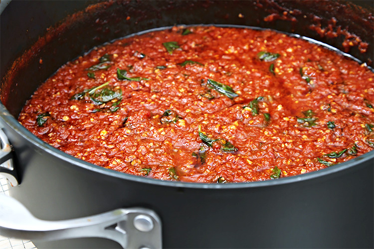 How To Cook Pasta Sauces
 Classic heirloom tomato sauce Recipe
