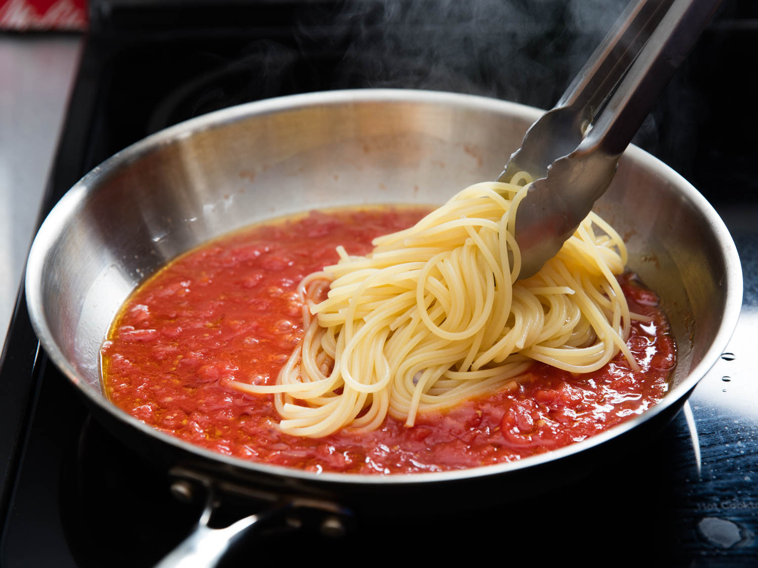 How To Cook Pasta Sauces
 The Right Way to Sauce Pasta