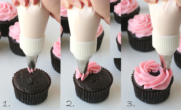 How To Frost Cupcakes
 Artesanato receitas e dicas Confeitando Cupcakes