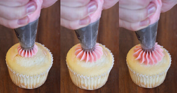 How To Frost Cupcakes
 How To Frost Cupcakes Our Best Bites