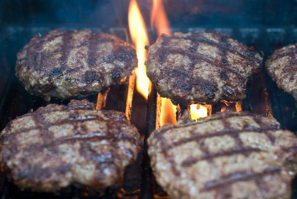 How To Grill Hamburgers
 Help Prevent Grill Flare Ups By Degreasing the Grill