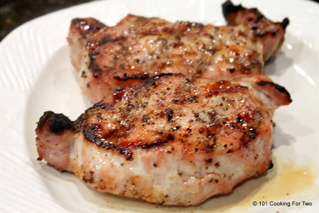 How To Grill Pork Chops On Gas Grill
 How to Grill Pork Chops on a Gas Grill