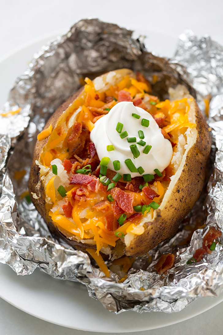 How To Make A Baked Potato
 Slow Cooker Baked Potatoes