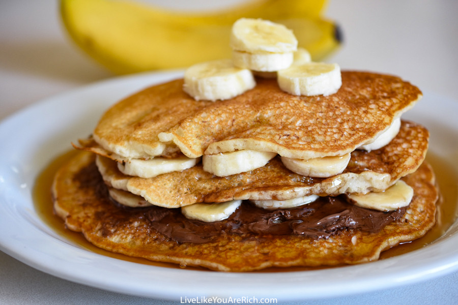 How To Make Banana Pancakes
 How to Make Banana Pancakes out of Pancake Mix