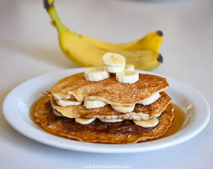 How To Make Banana Pancakes
 How to Make Banana Pancakes out of Pancake Mix