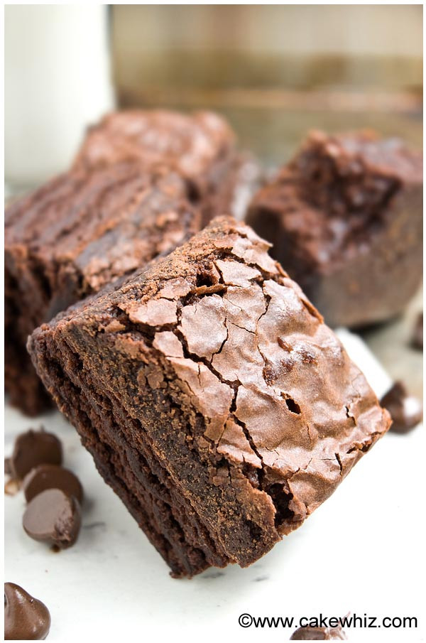 How To Make Brownies Out Of Cake Mix
 How to Make Fudgy Brownies With Crackly tops CakeWhiz