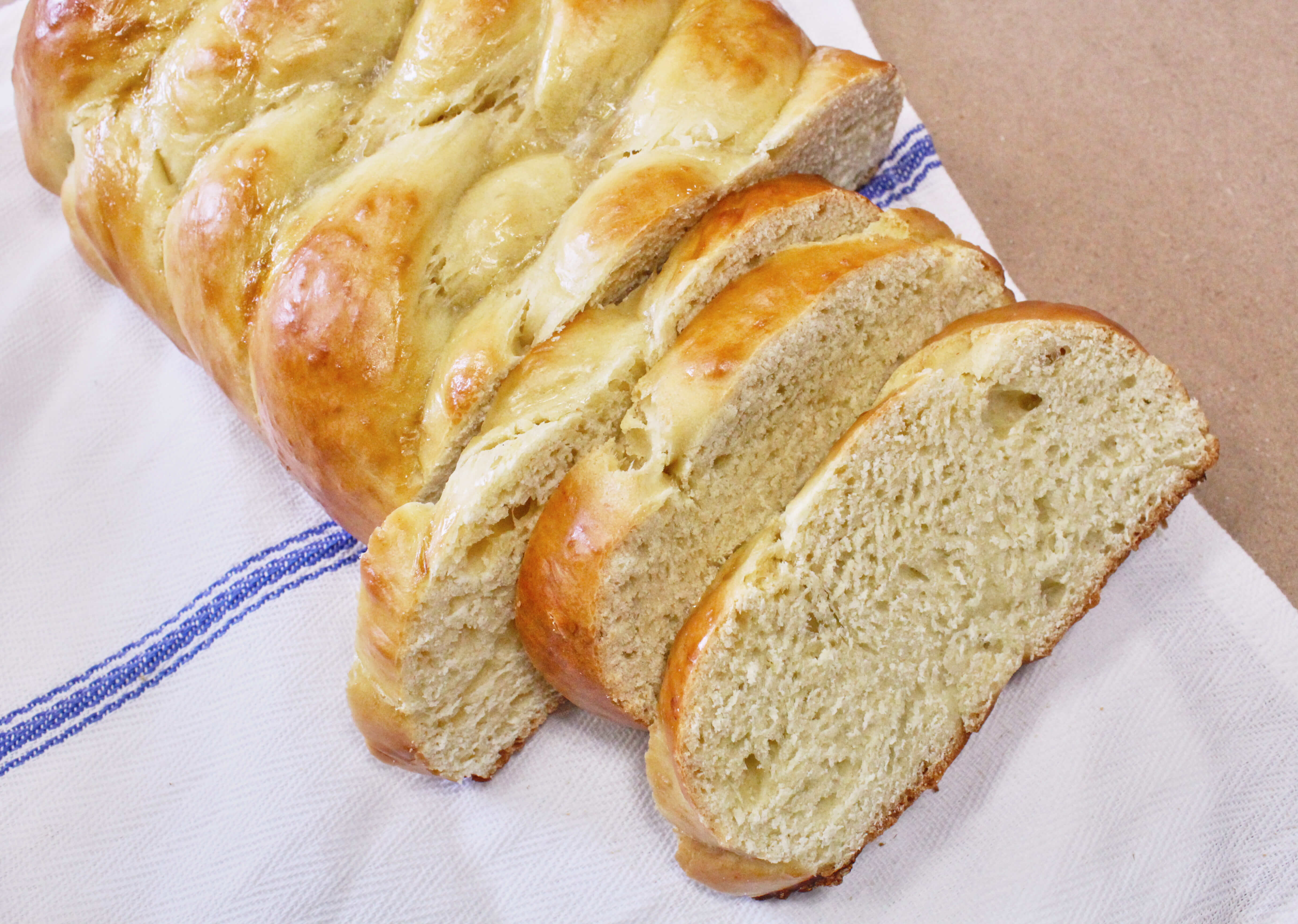 How To Make Challah Bread
 How to Make Challah Bread