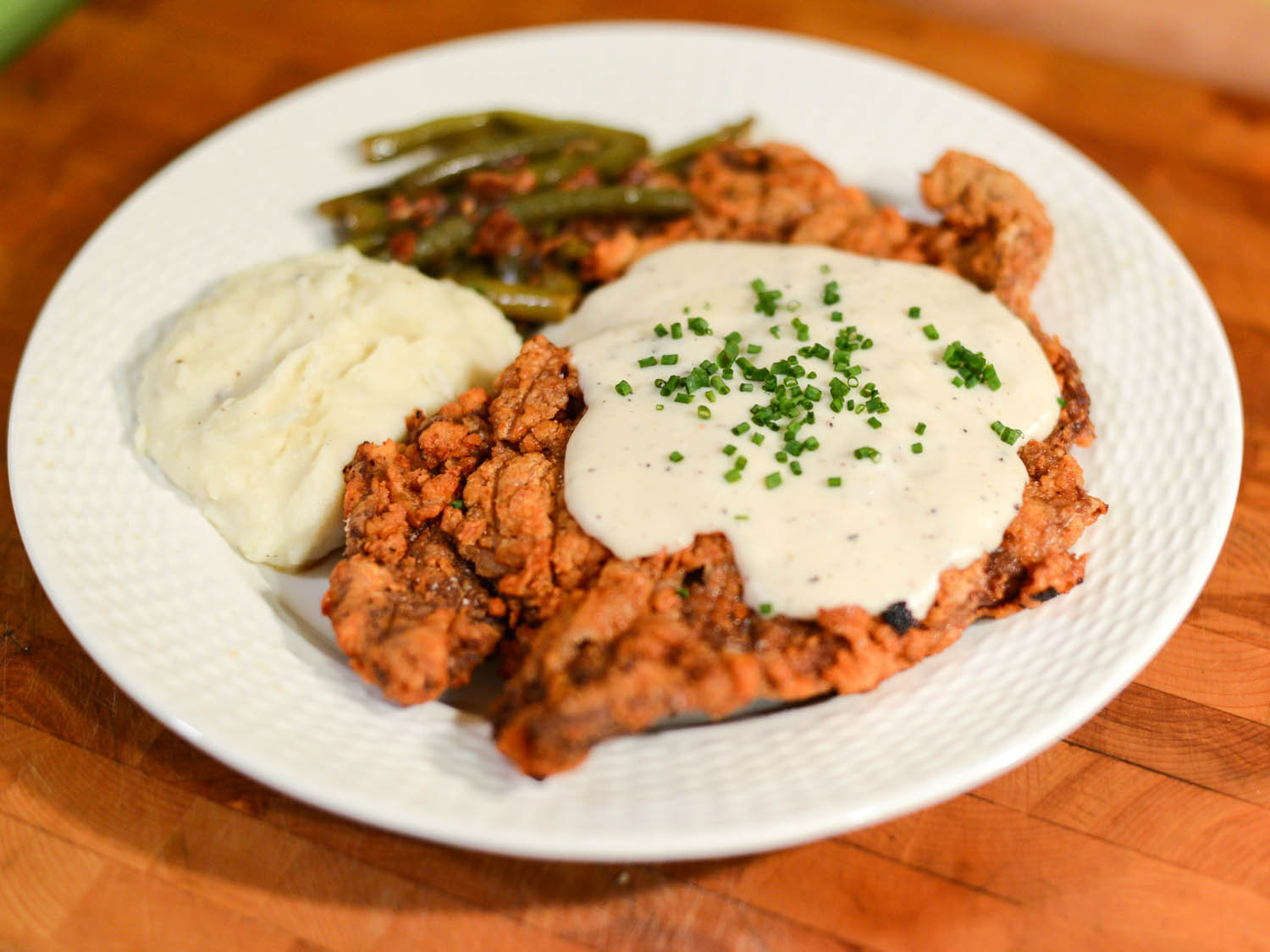 How To Make Chicken Fried Steak
 How to Make the Most Beefy Tender and Crispy Chicken