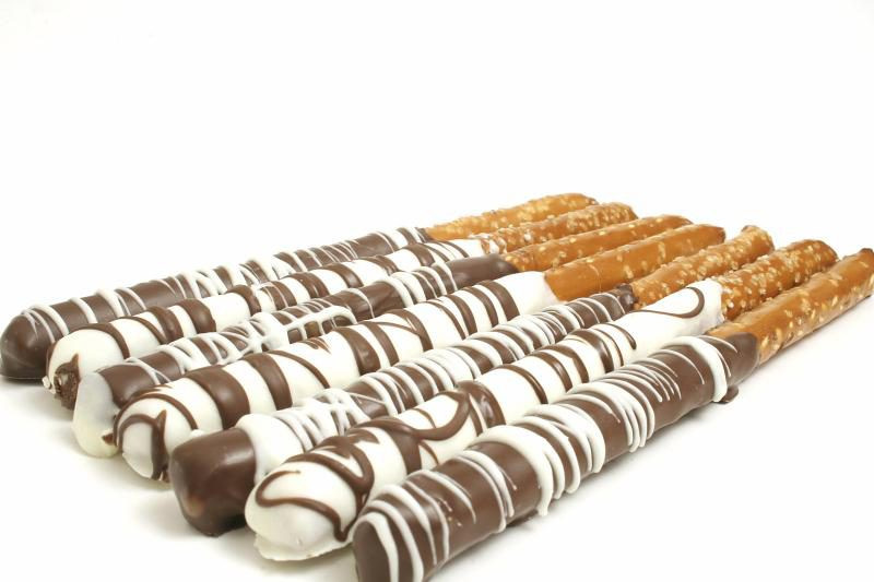 How To Make Chocolate Covered Pretzels
 How to Make Chocolate Covered Pretzel Rods