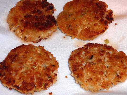 How To Make Crab Cakes
 How To Make Crab Cakes