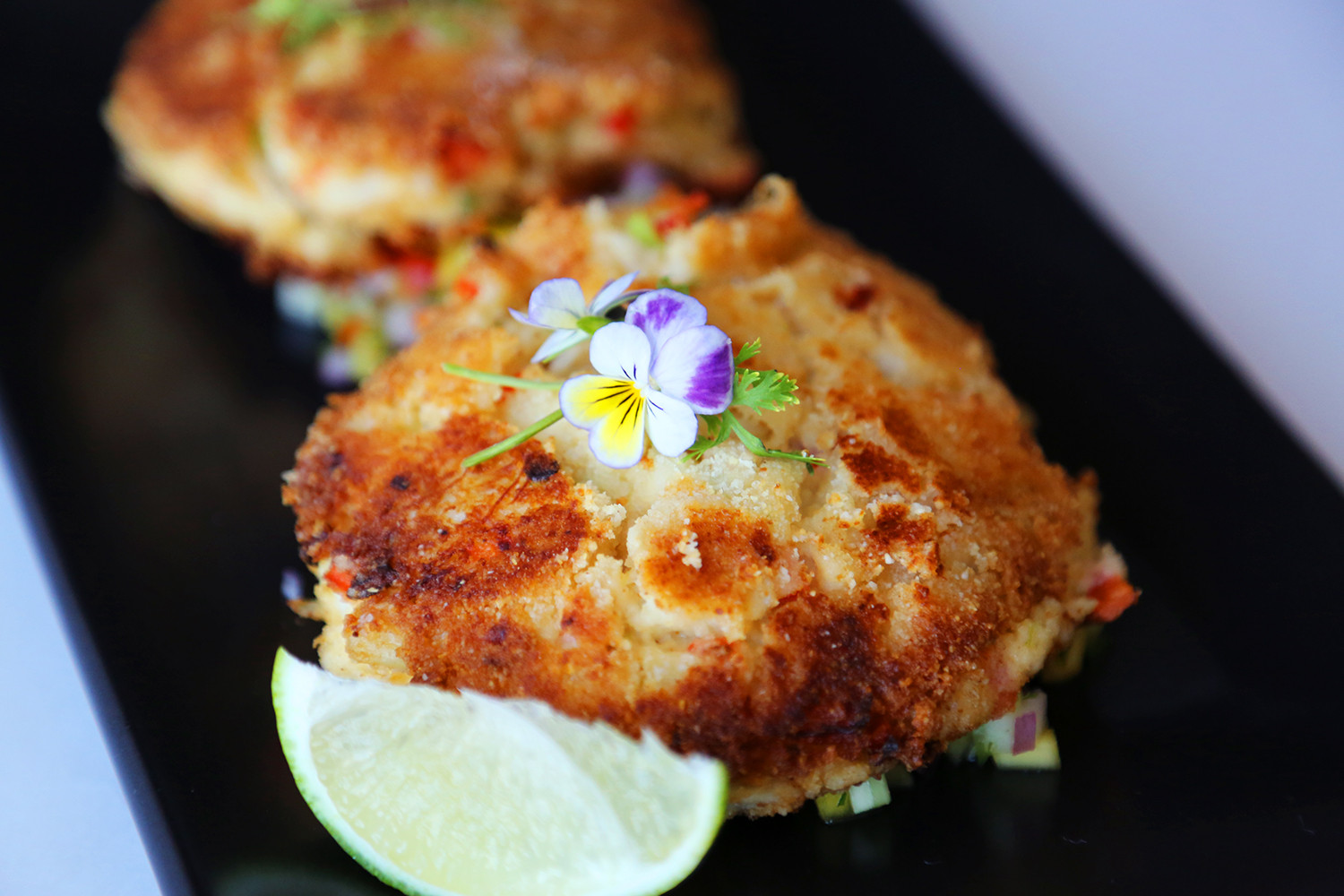 How To Make Crab Cakes
 How To Make Paleo Crab Cakes