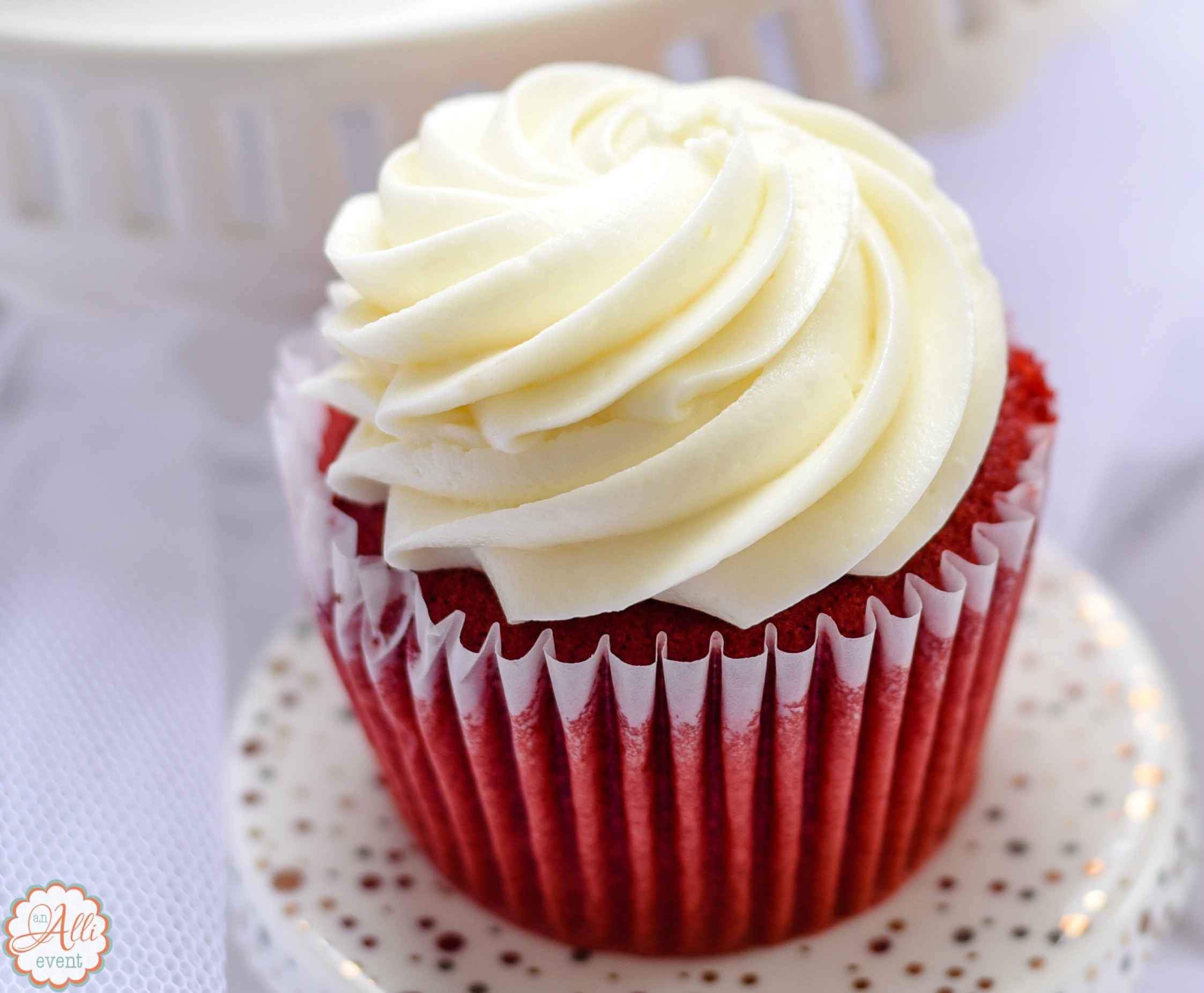 How To Make Cupcakes
 How to Make Amazing Red Velvet Cupcakes An Alli Event