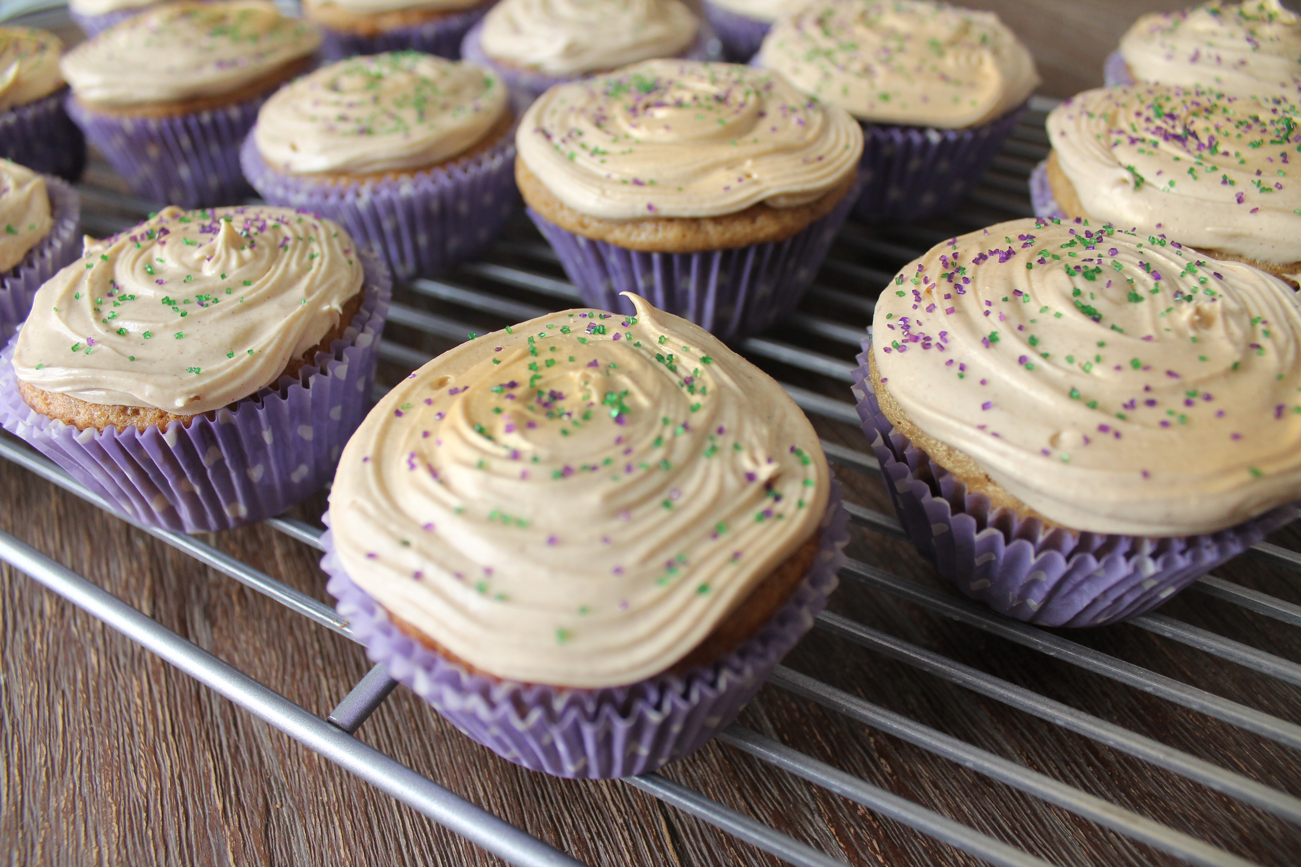 How To Make Homemade Cupcakes
 Semi Homemade King ‘Cake’ Cupcakes