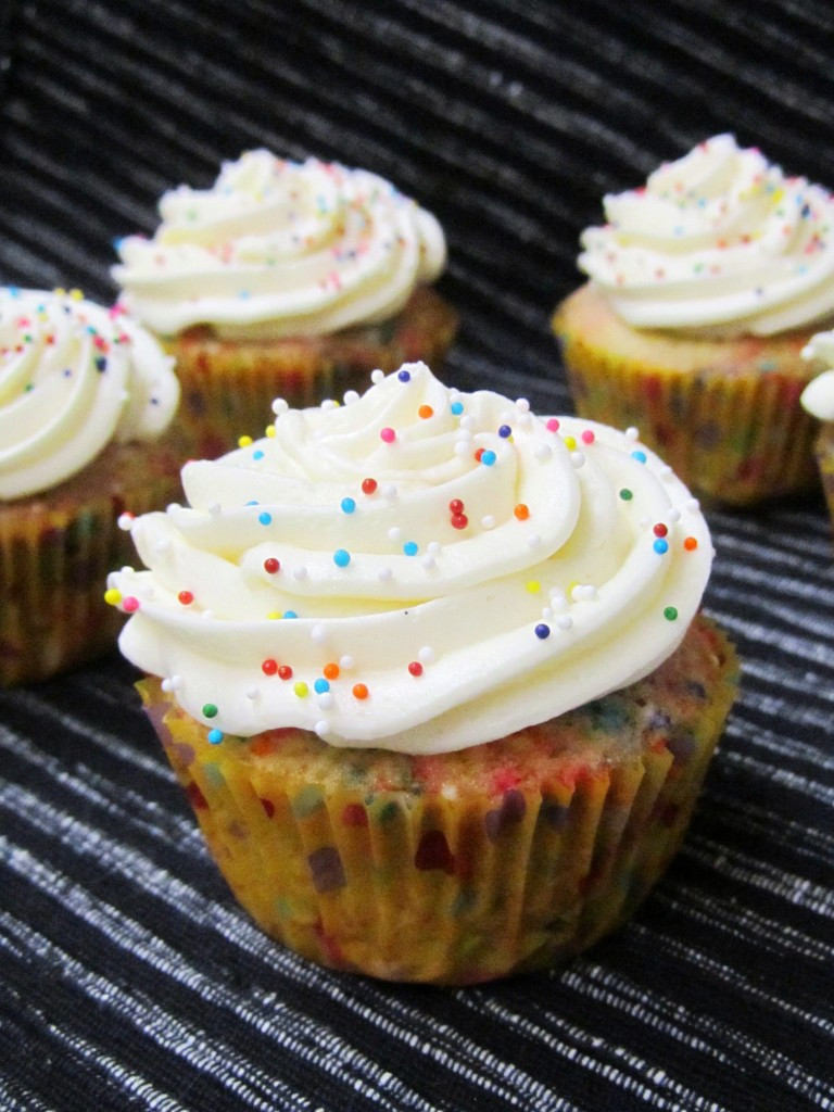 How To Make Homemade Cupcakes
 Homemade Funfetti Cupcakes