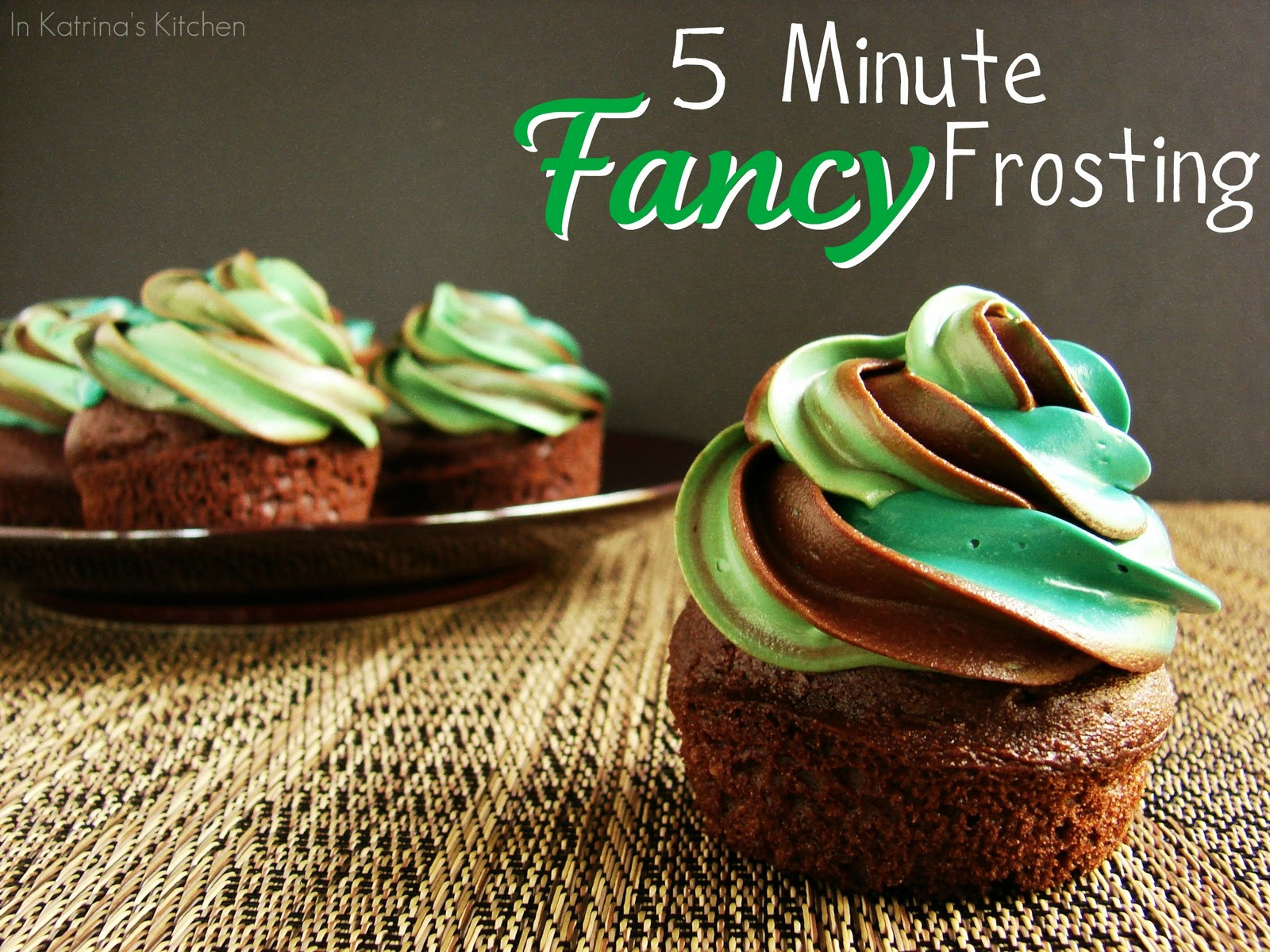 How To Make Icings For Cupcakes
 5 Minute Fancy Frosting