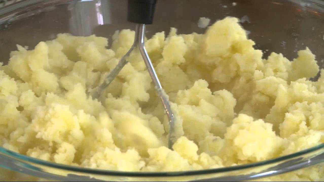 How To Make Mashed Potatoes
 Thanksgiving Recipes – How to Make Mashed Potatoes
