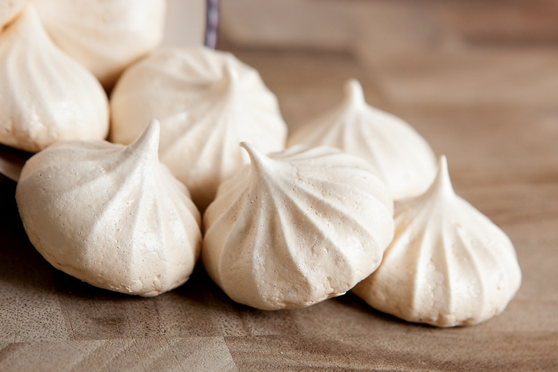 How To Make Meringue Cookies
 Double Vanilla Meringues