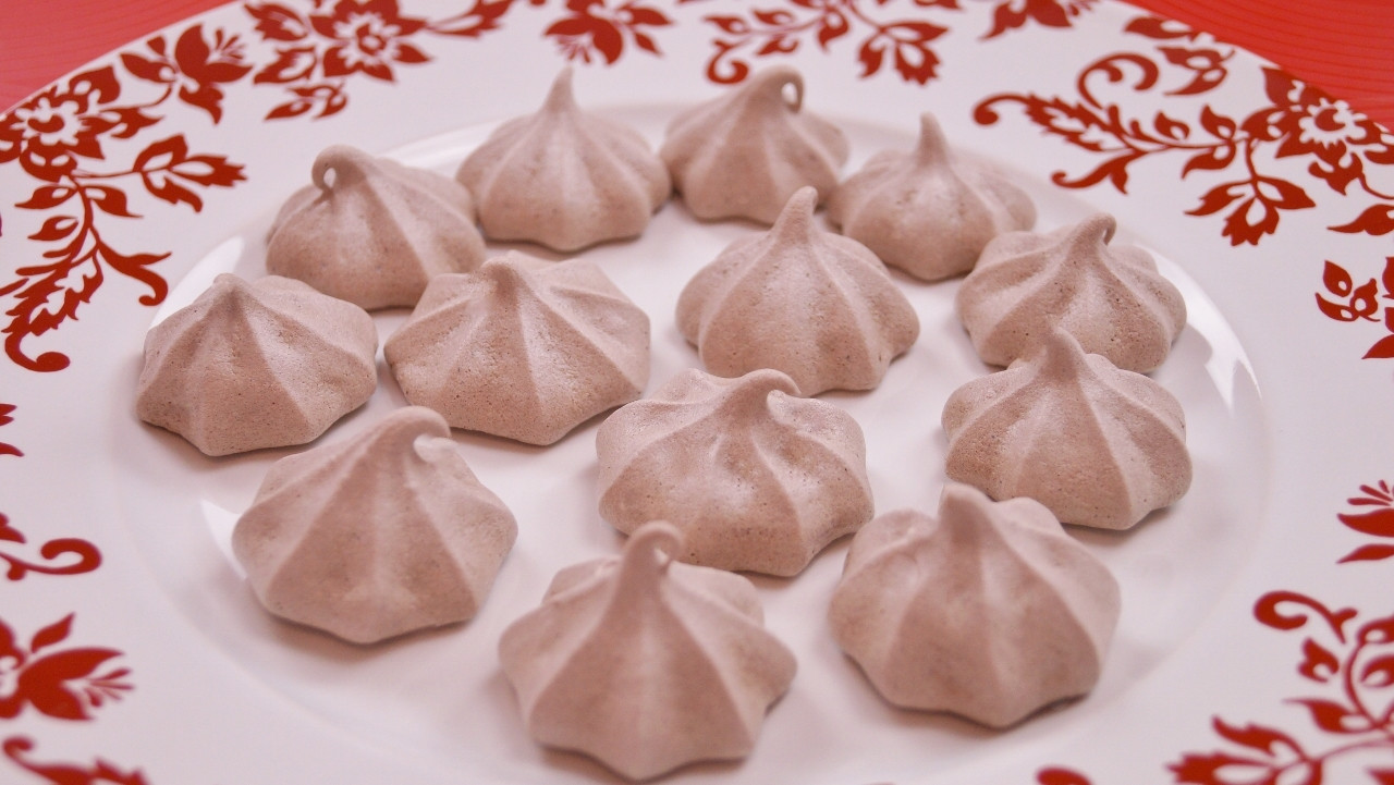 How To Make Meringue Cookies
 Chocolate Meringue Cookies Recipe