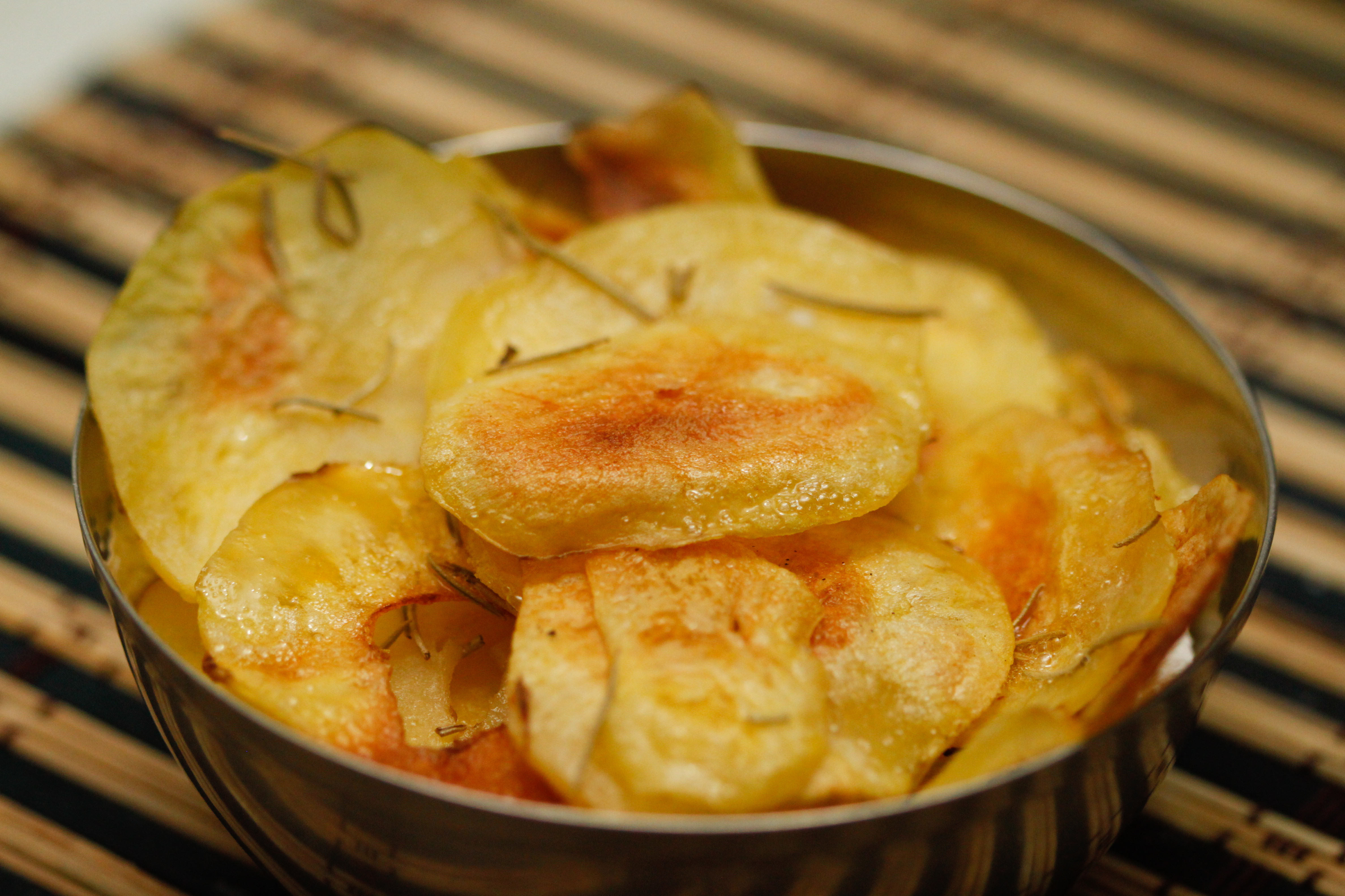 How To Make Potato Chips
 How to Make Baked Potato Chips 14 Steps with