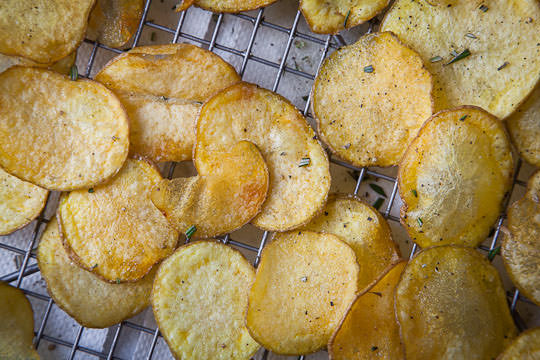 How To Make Potato Chips
 How to Make Potato Chips Homemade Potato Chips