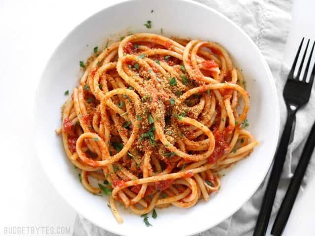 How To Make Spaghetti Sauce With Tomato Sauce
 Pasta with 5 Ingre nt Butter Tomato Sauce Bud Bytes