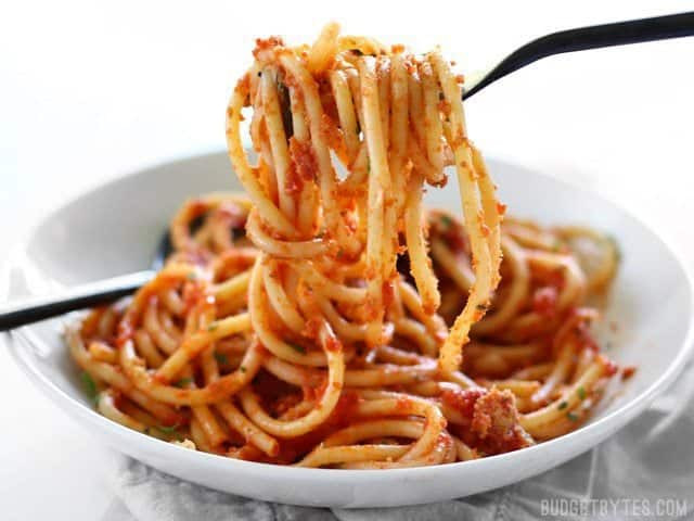 How To Make Spaghetti Sauce With Tomato Sauce
 Pasta with 5 Ingre nt Butter Tomato Sauce Bud Bytes