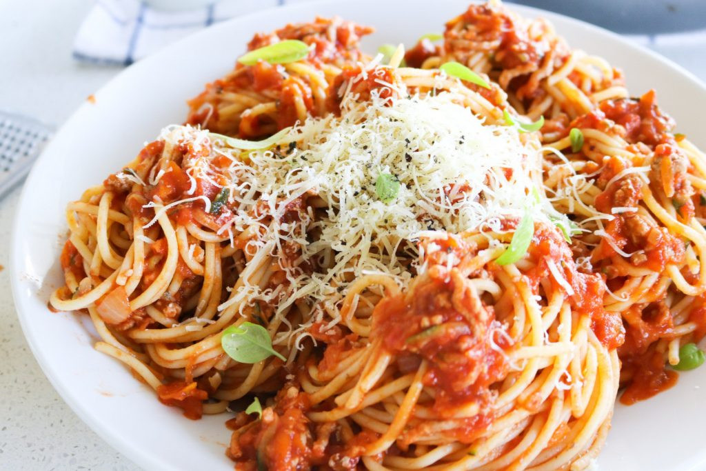 How To Make Spaghetti With Ground Beef
 How to Make Delicious Spaghetti Sauce with Ground Beef