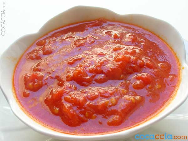How To Make Tomato Sauce From Fresh Tomatoes
 How To Make Tomato Sauce With Fresh Tomatoes And Dump