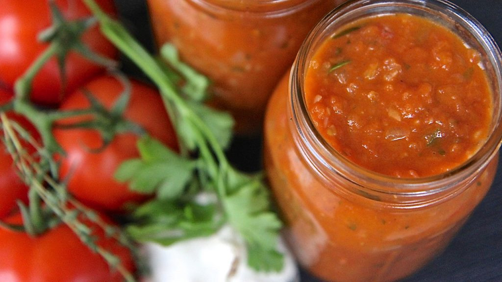 How To Make Tomato Sauce From Fresh Tomatoes
 Homemade Tomato Sauce Using Fresh Tomatoes