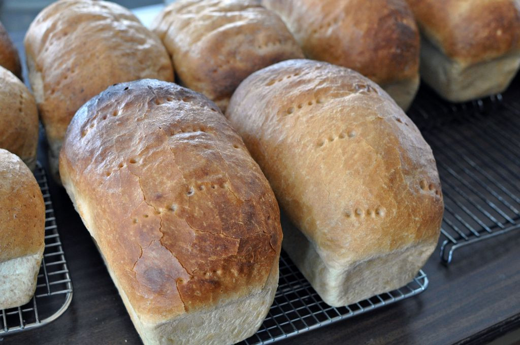 How To Make White Bread
 Amish White Bread