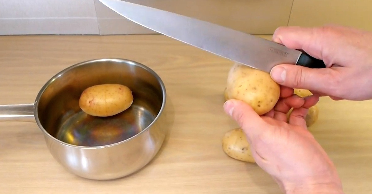 How To Peel A Potato
 Easy Way to Peel Potatoes LittleThings