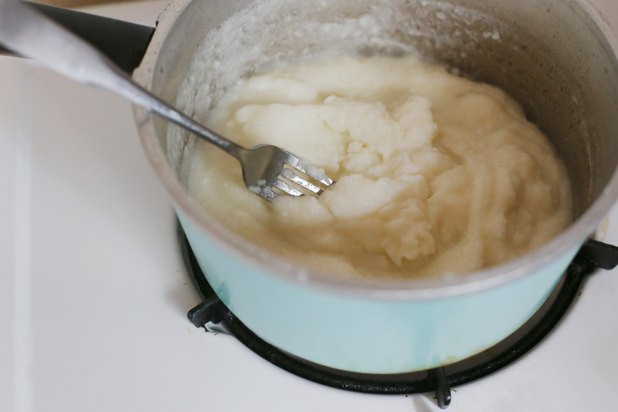 How To Thicken Mashed Potatoes
 How to Thicken Runny Mashed Potatoes with