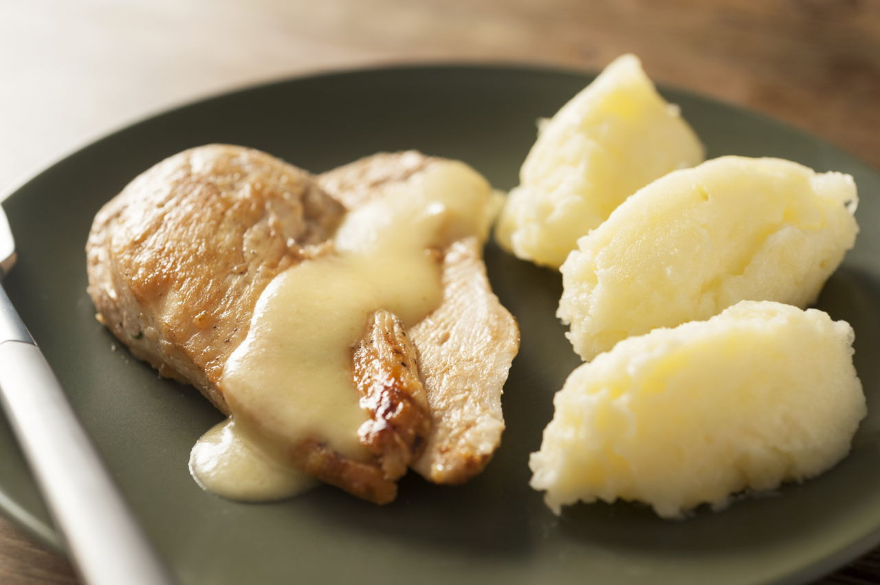 How To Thicken Mashed Potatoes
 4 Remarkably Brilliant Ways to Thicken Runny Mashed Potatoes
