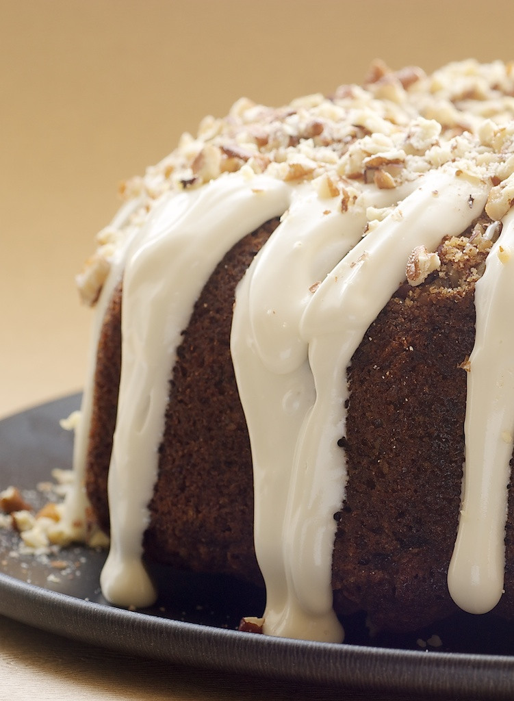 Hummingbird Bundt Cake
 Hummingbird Bundt Cake Bake or Break