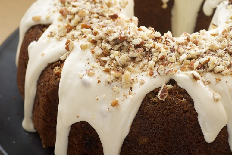 Hummingbird Bundt Cake
 Hummingbird Bundt Cake Bake or Break