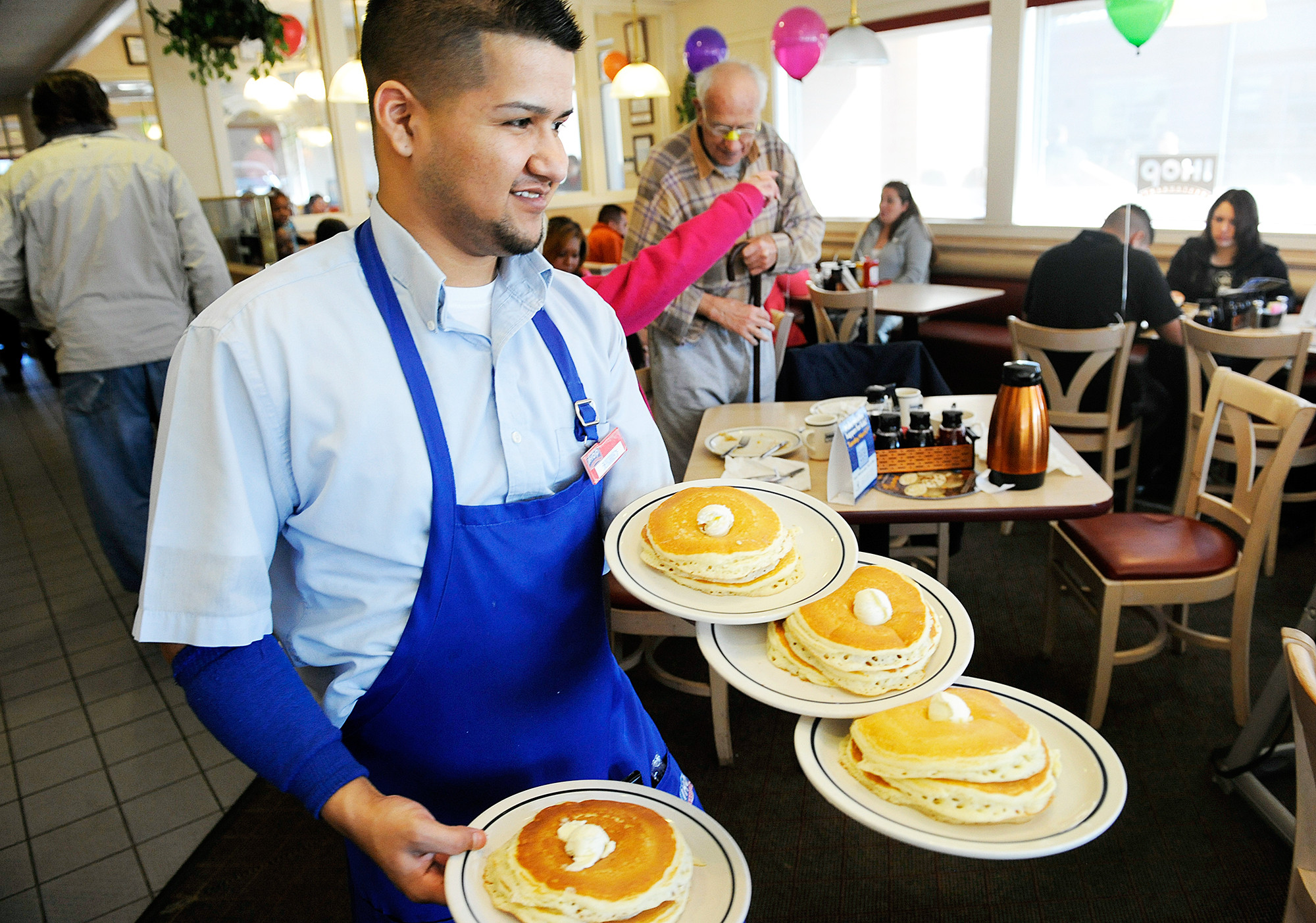 Ihop 60 Cent Pancakes
 IHOP fers 60 Cent Pancakes to Celebrate Its 60th Anniversary