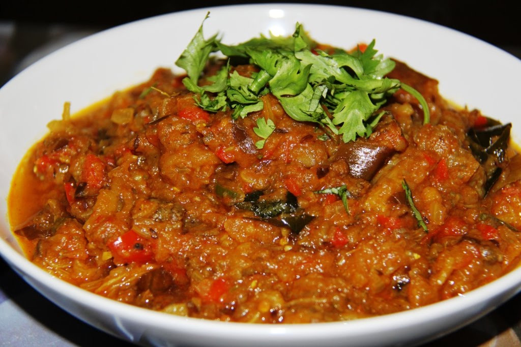Indian Eggplant Curry
 Sinning in Singapore Recipe Baingan Bharta North Indian