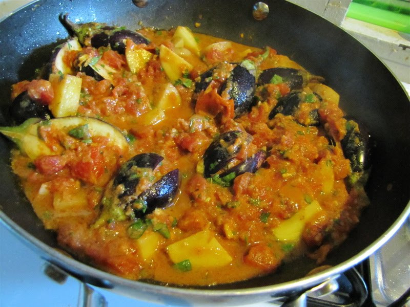 Indian Eggplant Recipes
 Albion Cooks Indian Eggplant with Spicy Tomato Sauce