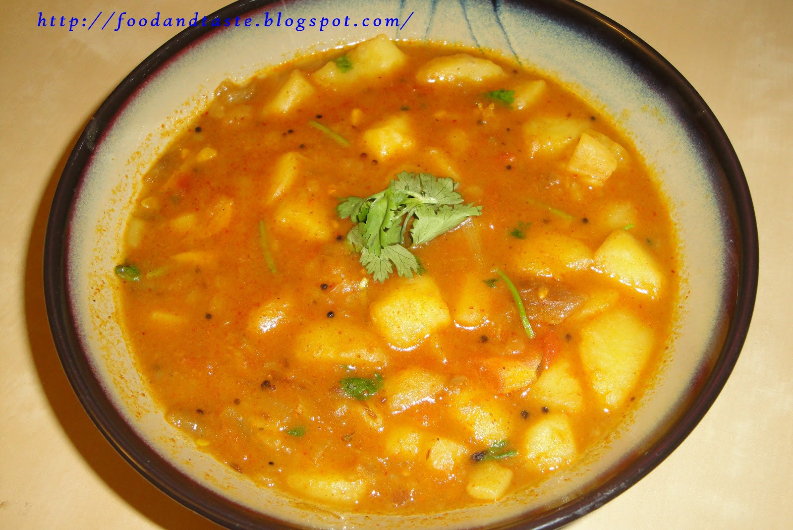 Indian Potato Curry
 Food and Taste Potato Curry Indian Recipe