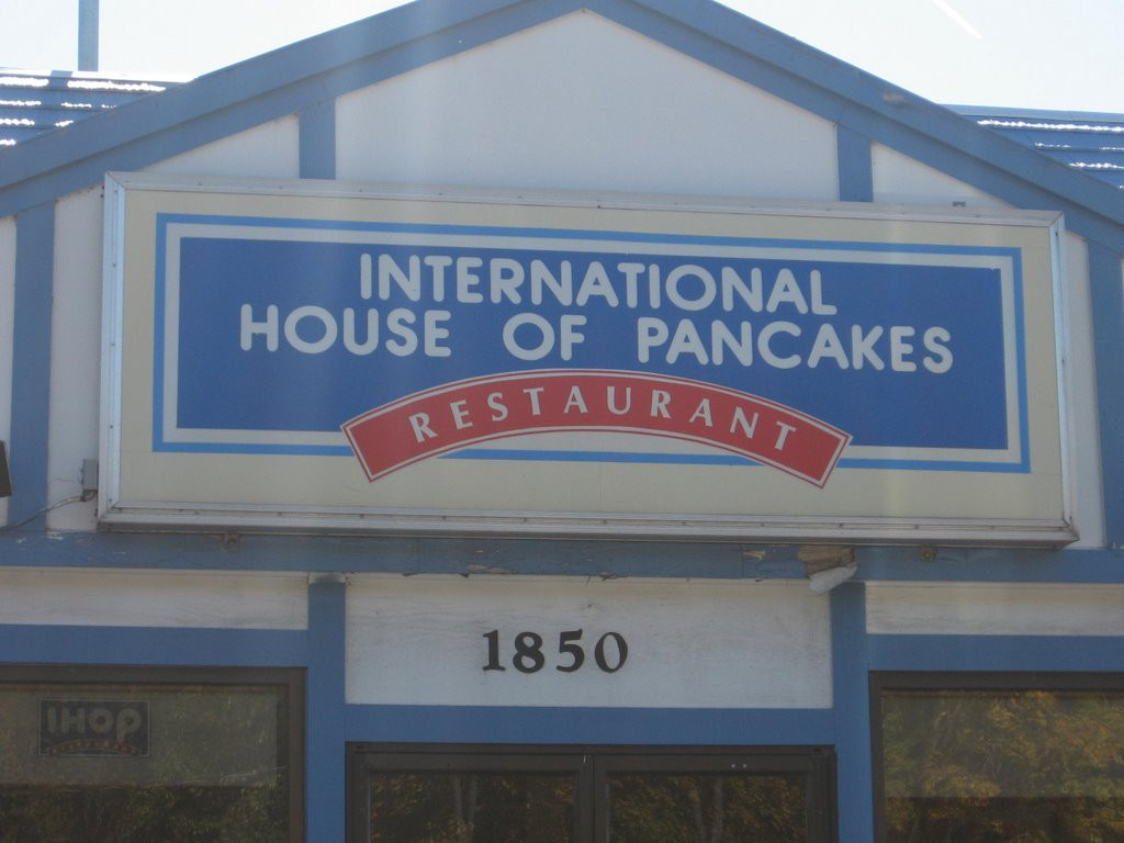 International House Of Pancakes
 Poopin Around Town International House Pancakes