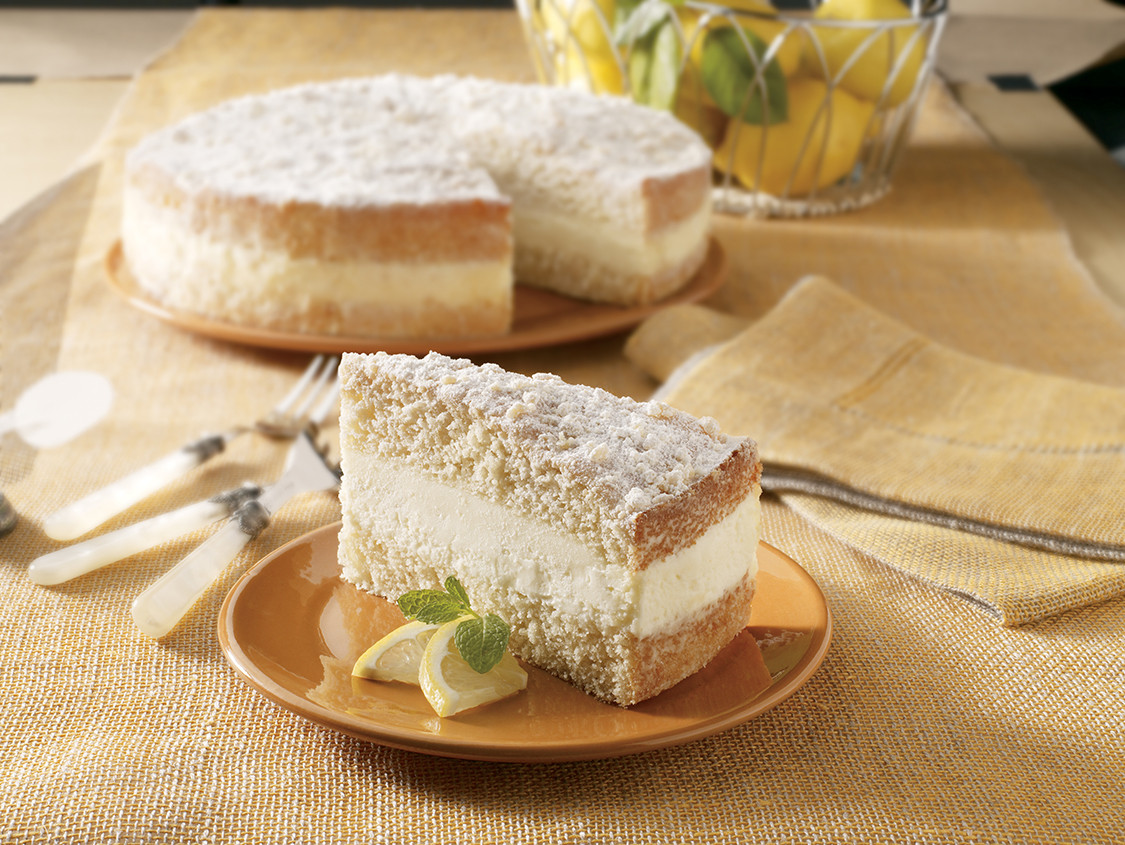Italian Lemon Cream Cake
 italian lemon cream cake