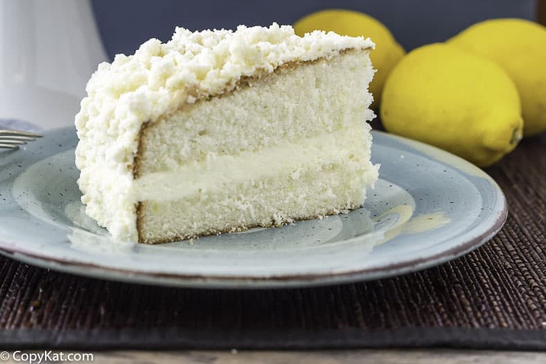 Italian Lemon Cream Cake
 Make your own Olive Garden Lemon Cream Cake at home