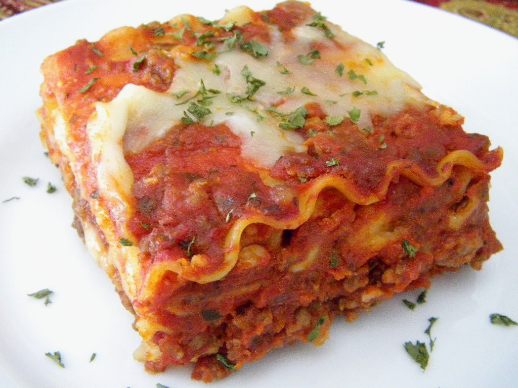 Italian Sausage Lasagna
 whispersofthyme Sweet Italian Sausage Lasagna