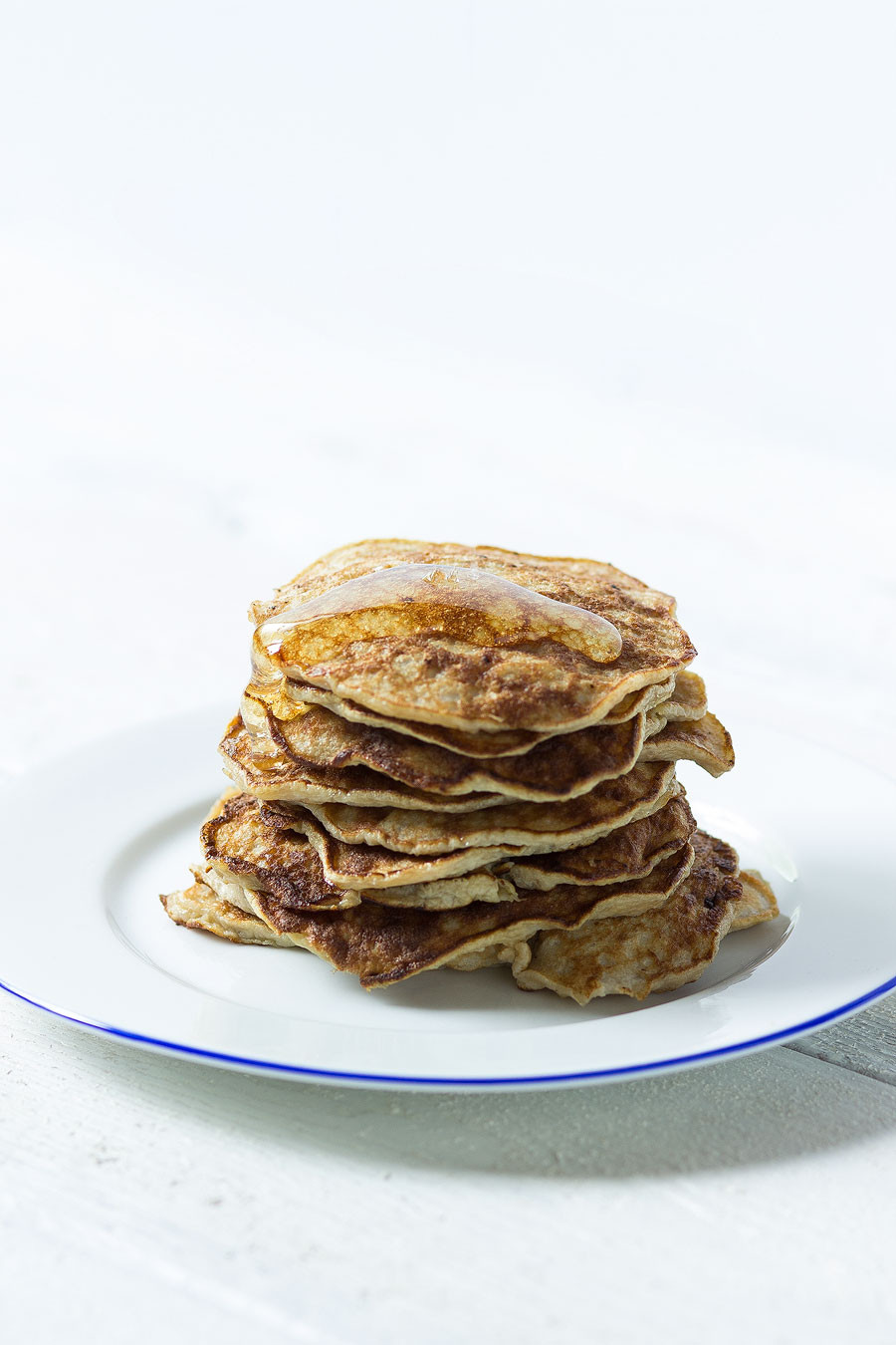 Jack Johnson Banana Pancakes
 Banana pancakes met ei en banaan – Phood