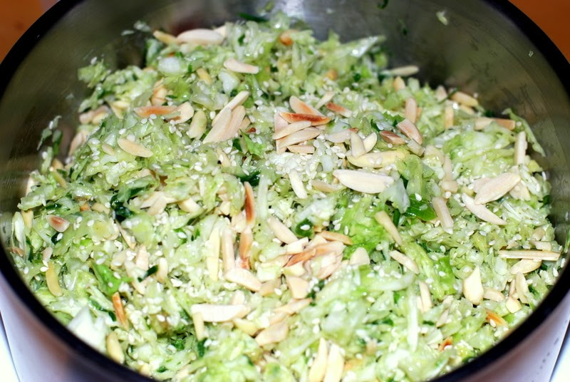 Japanese Cabbage Salad
 Thermolicious Japanese Cabbage Salad