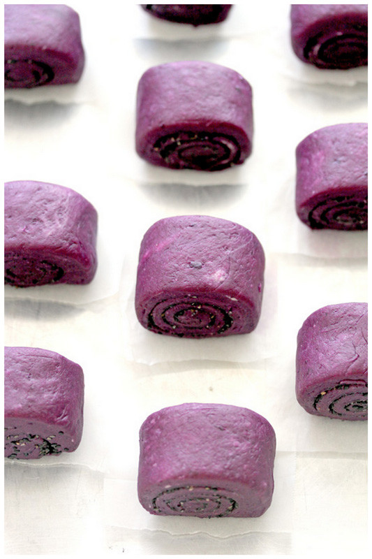 Japanese Purple Sweet Potato
 Foodagraphy By Chelle Purple Sweet Potato Mantou 紫番薯馒头