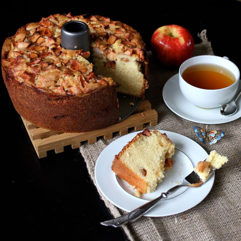 Jewish Apple Cake
 Mom mom Mary’s Jewish Apple Cake