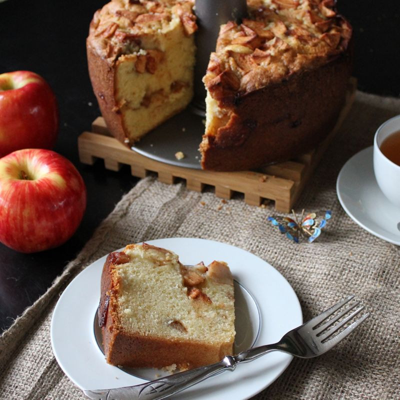 Jewish Apple Cake
 Mom mom Mary’s Jewish Apple Cake