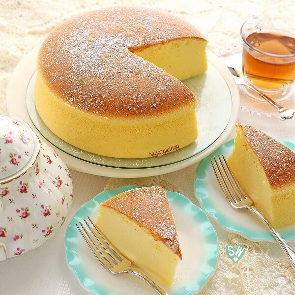 Jiggly Cheesecake Recipe
 Jiggly Fluffy Cheesecake