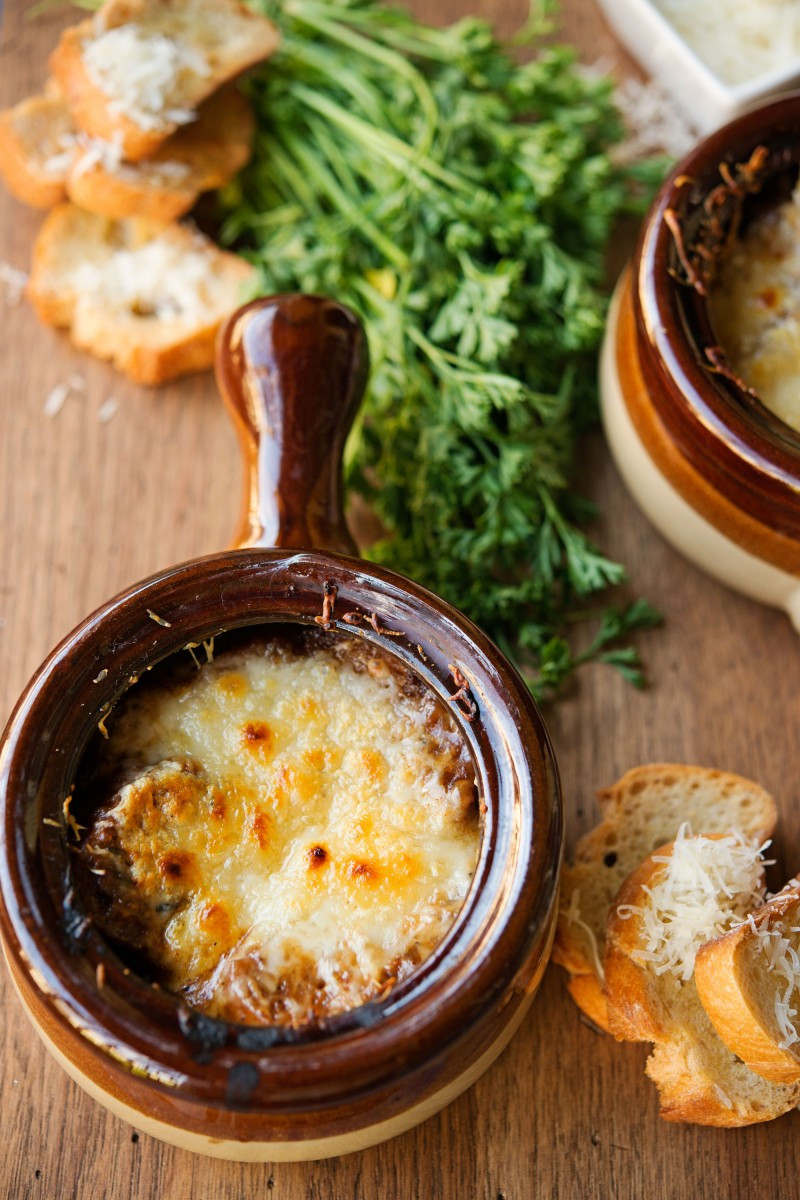 Julia Child French Onion Soup
 Garlic My Soul • Julia’s French ion Soup